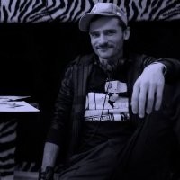 Raza Records Employee Carlos Valdés's profile photo