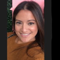 CHANEL Employee Anna Oliveira's profile photo