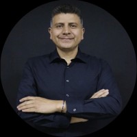 Connect Employee William Ed. Parra's profile photo