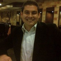 Víctor Hugo Sierra Email