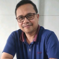 Bank Victoria Employee Robby Yuwono's profile photo