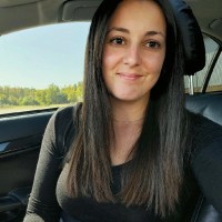 Roxanne Martel Email