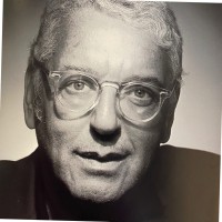 Frédéric L Email & Phone Number