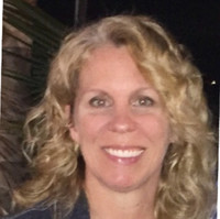 Debbie Combs Email