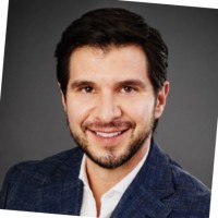 Alejandro Nava Email
