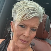 Kim Arnoldi Email & Phone Number