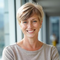 Lisa Walck Email & Phone Number