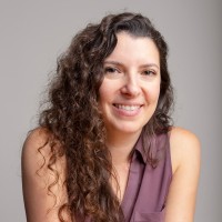 Claudia Oliva Email & Phone Number