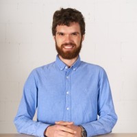 Lukas Bührer Email