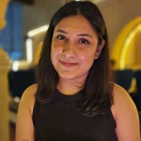Simran Ahuja Email