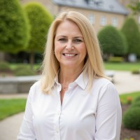Experian Employee Alison White's profile photo