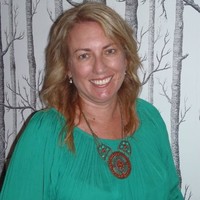 Style Elements Employee Tonya Scheiwe's profile photo