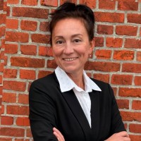 Olena Lyubetska Email