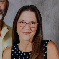 Shirts101 Employee Julie Pulec's profile photo
