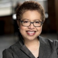 Mitchell Hamline School of Law Employee Lorraine Waller's profile photo