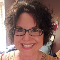 Dee Electronics Employee Bobbie Dlouhy's profile photo