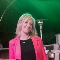 Ivana Zanin Email