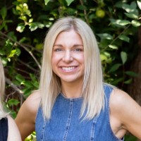 Baby Chick® Employee Kelly Warren's profile photo