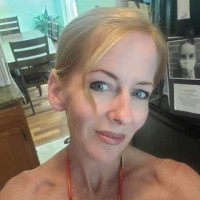 Deck Prism, LLC Employee Roxane White's profile photo