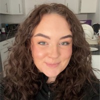 Ellie Earl Email & Phone Number