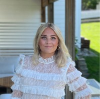 Josefine Lago Email