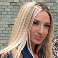 Lexie Merchant Email & Phone Number