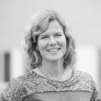 Kari Moen Email