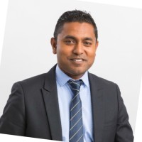 Email e telefono di Terrence Naidu