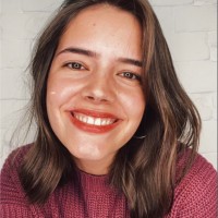 Karoline Lopes Email