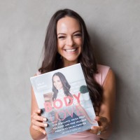 Kelly Leveque Email & Phone Number