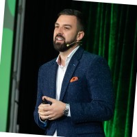 Stewart Garrett's profile photo