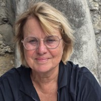 Michèle Blom Email & Phone Number