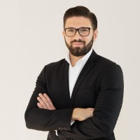 Kamill Vajda Email