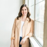 Leah Abcunas Email & Phone Number