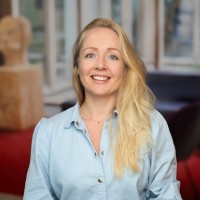 Aniek Janssen Email
