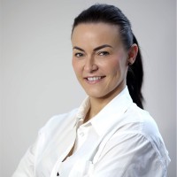 Marta Miksa Email