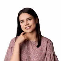 Mariela Rivera Martínez Email