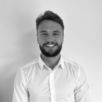 Lewis Lynch Email