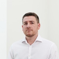 JLL Employee Aaron Burns's profile photo