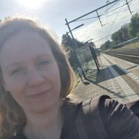 Anne van Alphen-Pronk Email