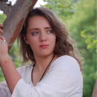 Displayit Employee Samantha Gerard's profile photo