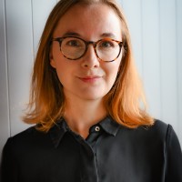 Nadja Donner Email