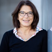 Emmanuelle Auras Email