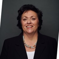 Dee Jones Email & Phone Number