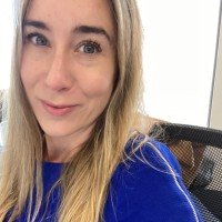 SupporterHub Employee Fuchsia Sellers's profile photo