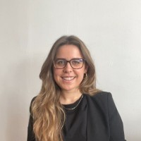 CNMC (Comisión Nacional de los Mercados y la Competencia) Employee María Llorente Sánchez's profile photo