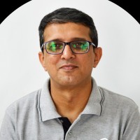 Akshay Kamra Email & Phone Number