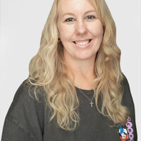 Luke Air Force Base Employee Lori Waldron's profile photo