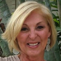 Suzanne Davis Email & Phone Number