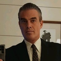 E-mail e número de telefone de Rudolph Gentile